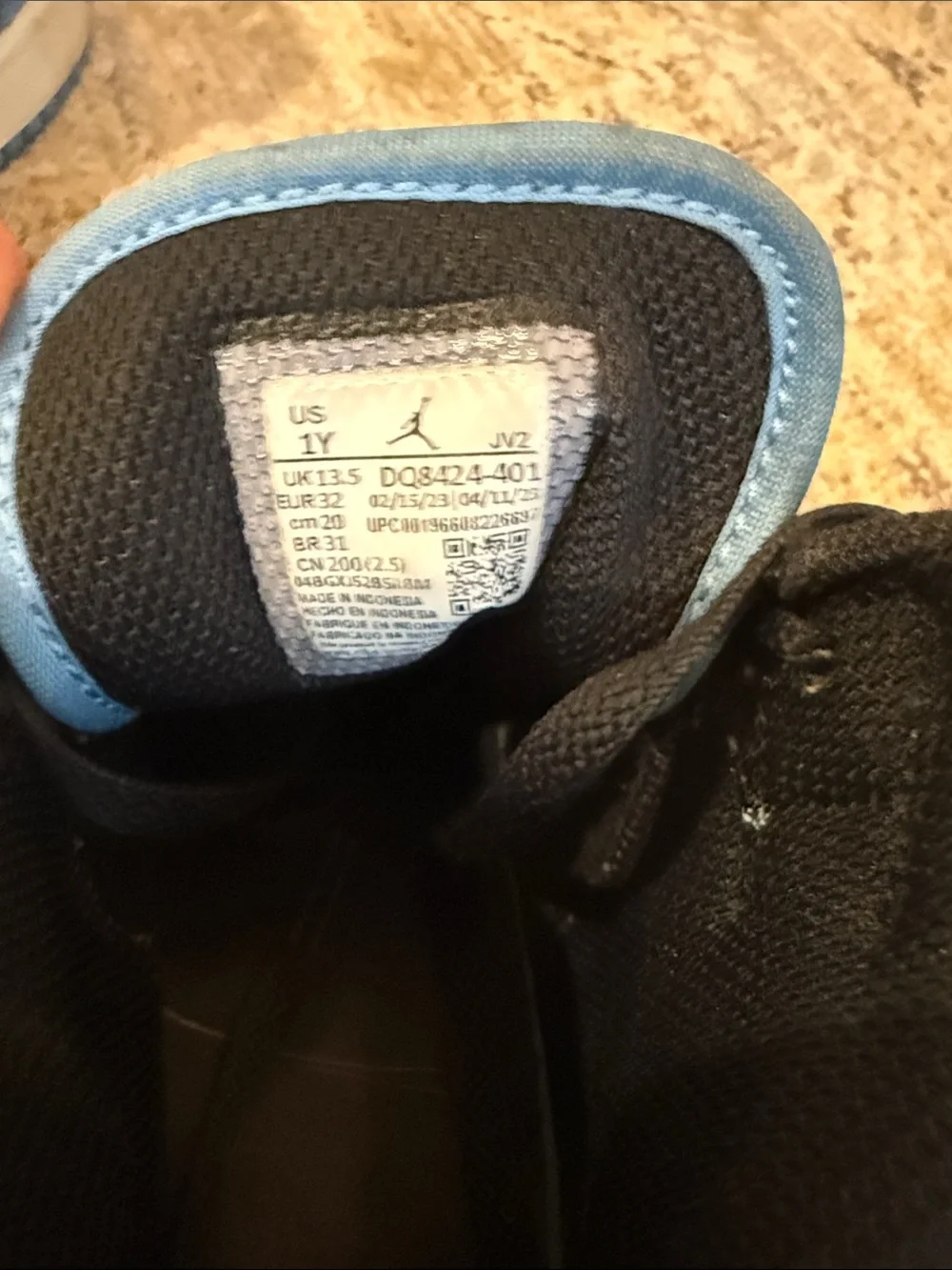 Nike Air Jordan 1 mid, youth size 1.  University blue and black.